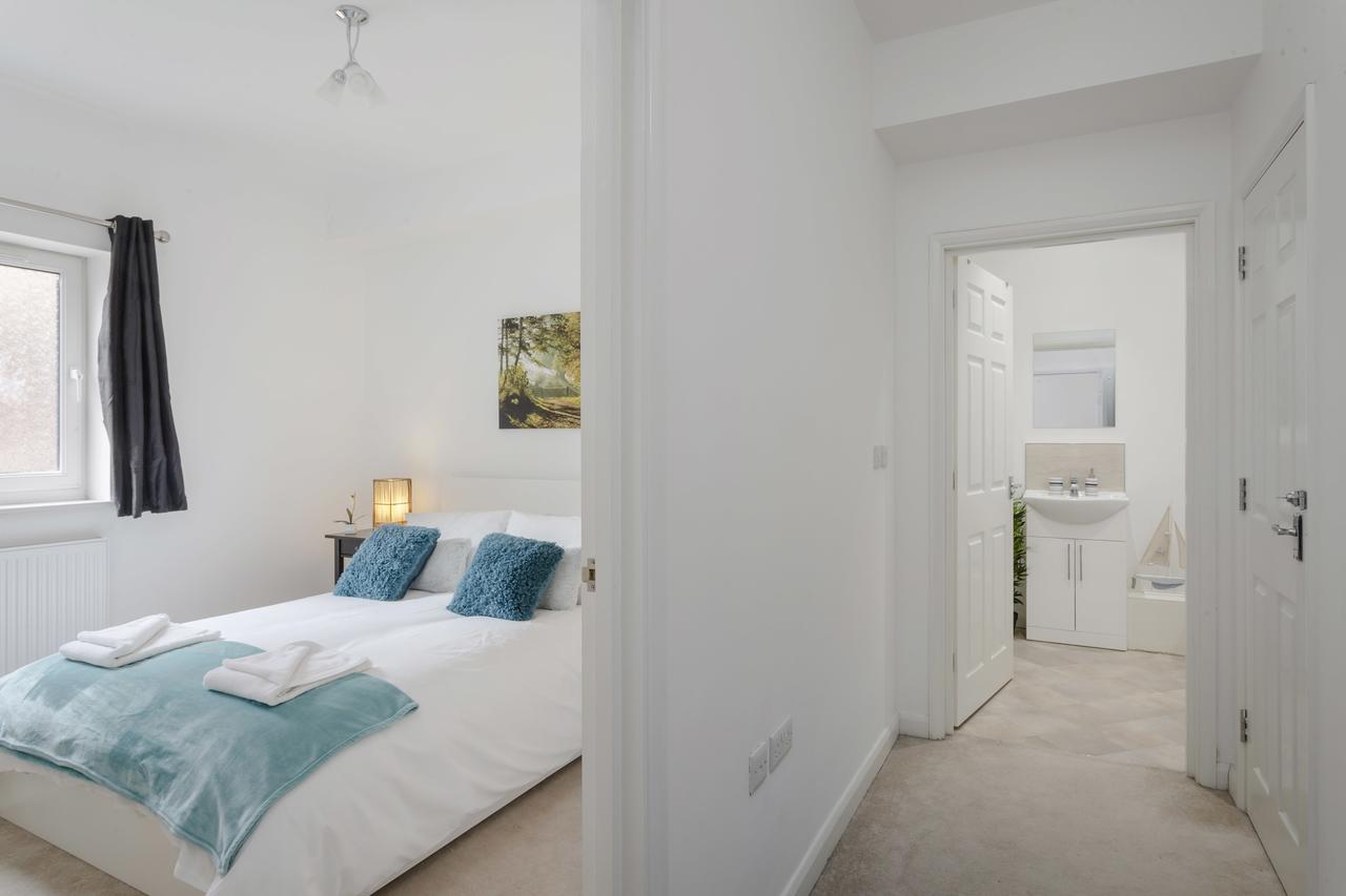 1 Bed Apt Sleeps 4 Luton  Exteriér fotografie