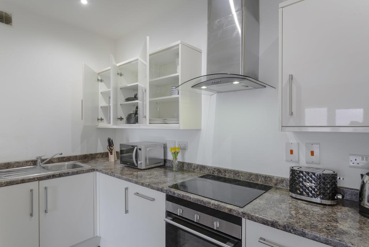 1 Bed Apt Sleeps 4 Luton  Exteriér fotografie