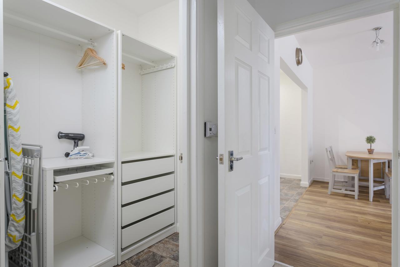1 Bed Apt Sleeps 4 Luton  Exteriér fotografie